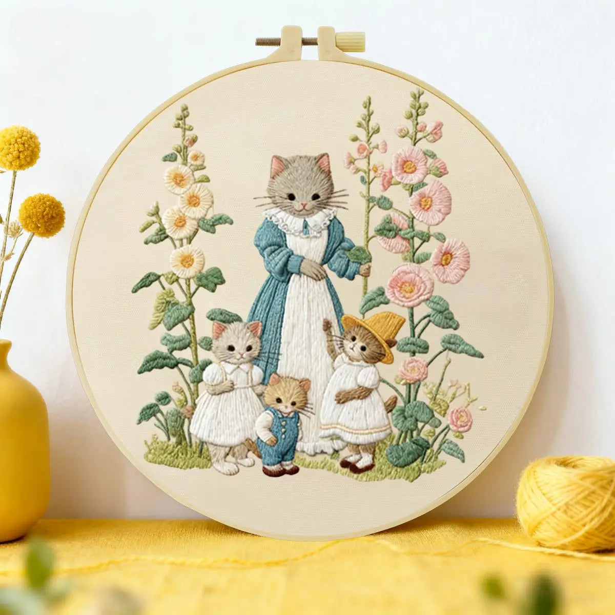 Vintage Cat Family Embroidery Kit – DIY Floral Animal Hoop Art for Beginners & Cottagecore Lovers