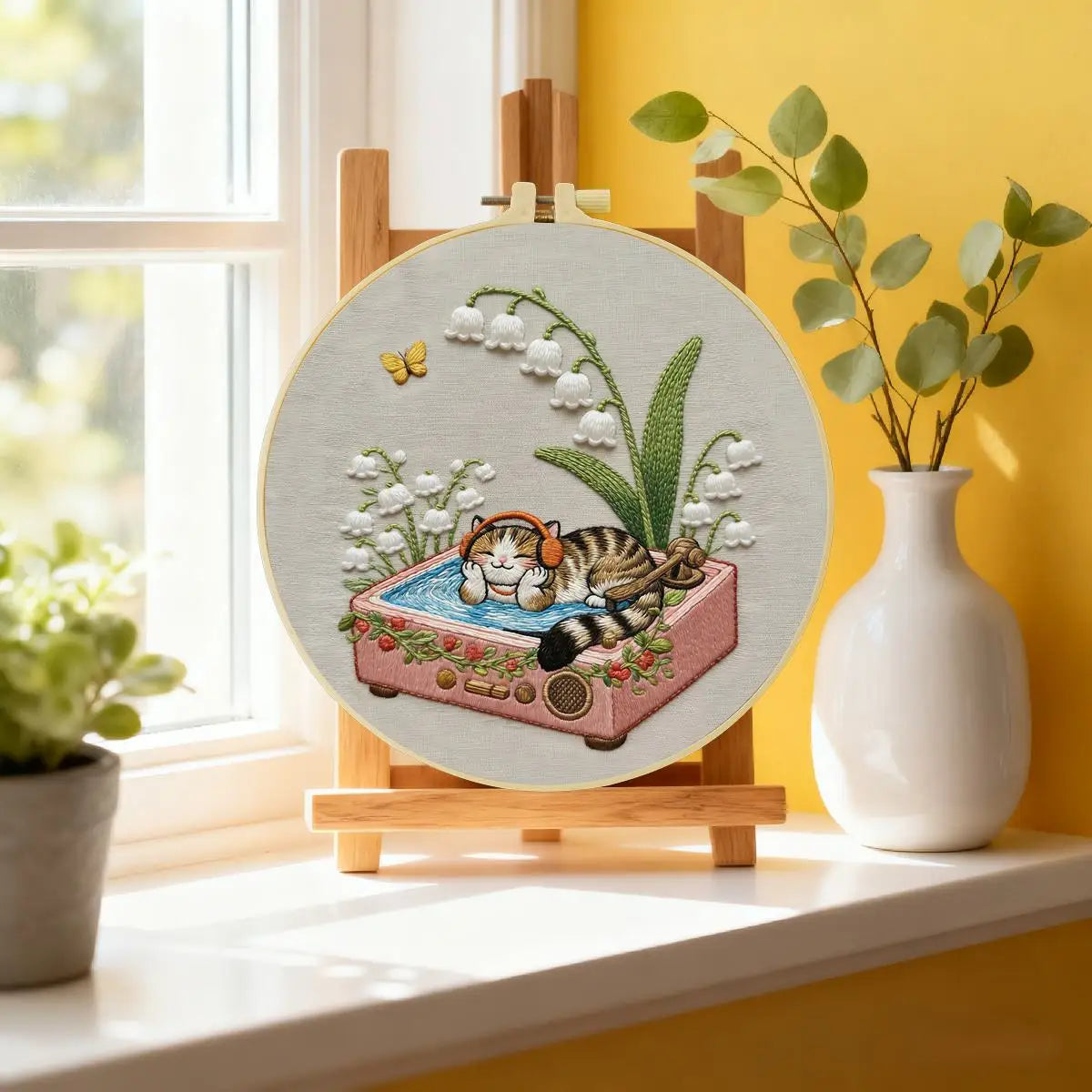Cozy Cat & Lily of the Valley Embroidery Kit
