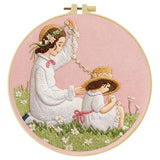 Mother & Daughter Daisy Chain Embroidery Kit – Heartwarming Floral DIY Hand Embroidery Hoop Art Set